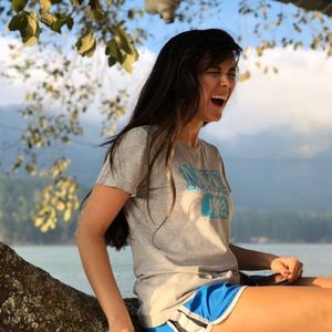 Meet your Posher, Anushka